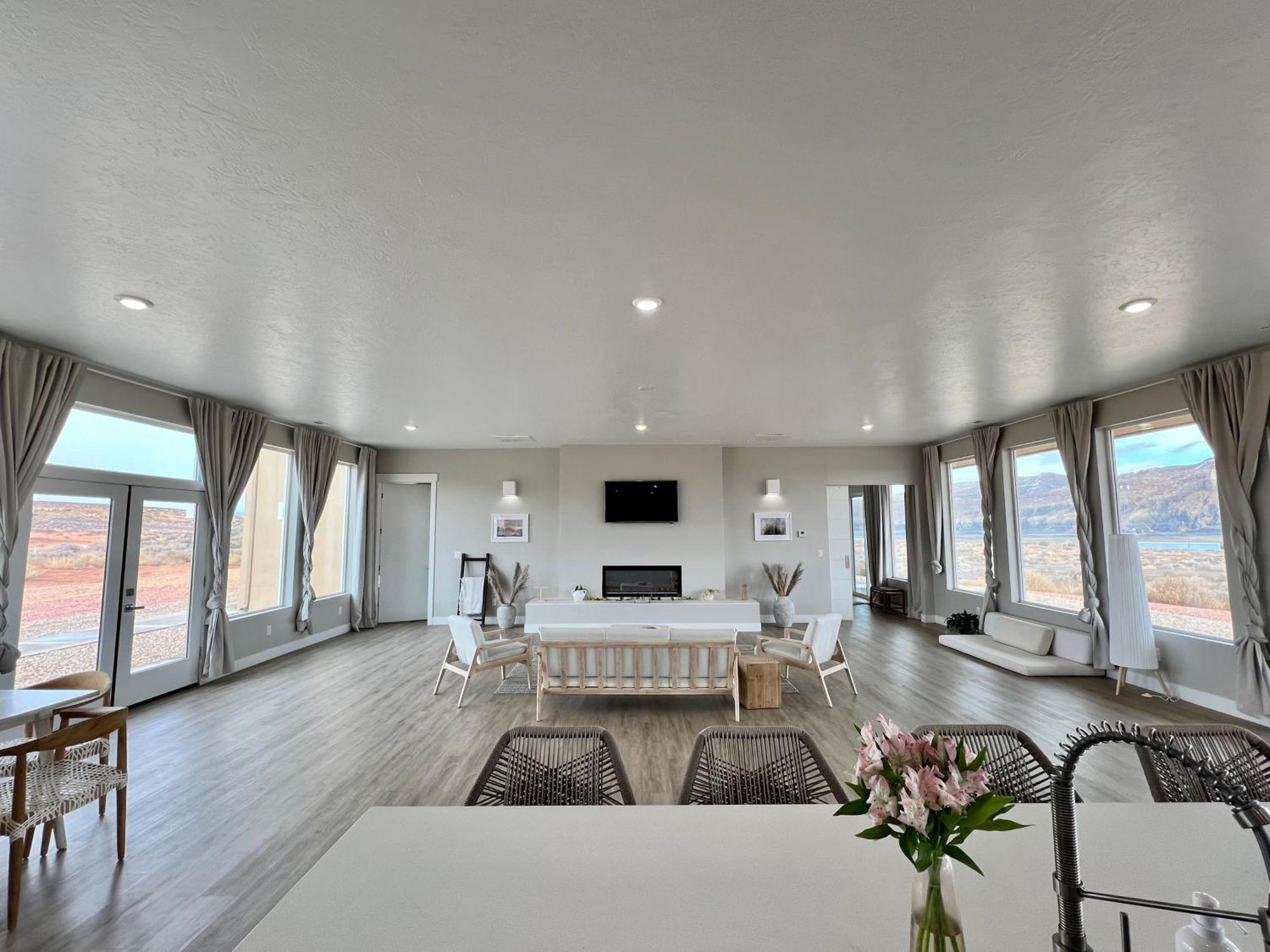 Canyon Oasis Suite With Grand Mesa View 빅 워터 외부 사진